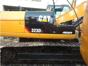 Rupsgraafmachine CATERPILLAR 323DL