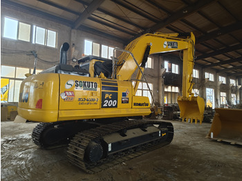 Rupsgraafmachine KOMATSU PC200-8