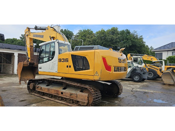 Rupsgraafmachine LIEBHERR R 936