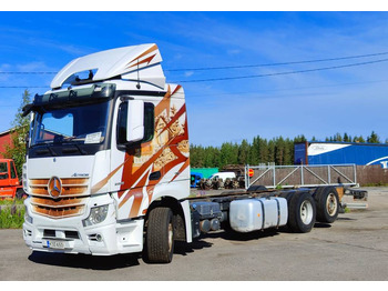 Chassis vrachtwagen MERCEDES-BENZ Actros 2551