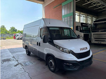 Gesloten bestelwagen Iveco 35S16: afbeelding 2