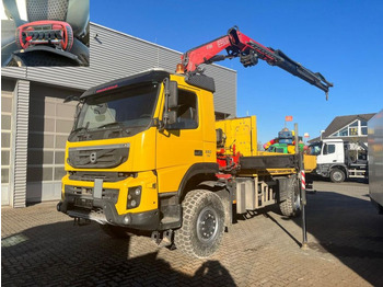 Vrachtwagen met open laadbak VOLVO FM 330