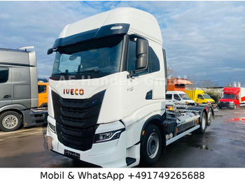 Containertransporter/ Wissellaadbak vrachtwagen IVECO S-WAY