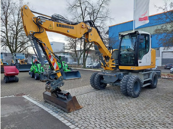 Mobiele graafmachine LIEBHERR A 912