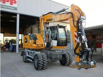 Mobiele graafmachine LIEBHERR A 916