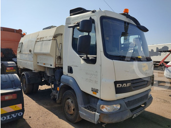 Veegwagen DAF LF 45 160