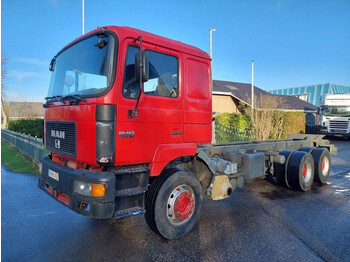 Chassis vrachtwagen MAN 26.463