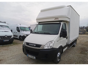 Leasing  Iveco 3.0-150KM Daily 35C15 Kontener winda Dhollandia 750kg długi 35-150 Klimatyzacja długi rozstaw Iveco 3.0-150KM Daily 35C15 Kontener winda Dhollandia 750kg długi 35-150 Klimatyzacja długi rozstaw: afbeelding 2