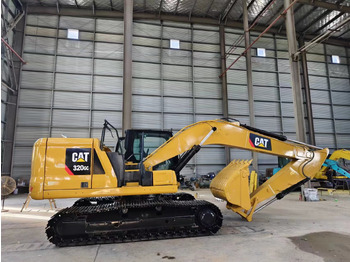 Rupsgraafmachine CATERPILLAR 320GC