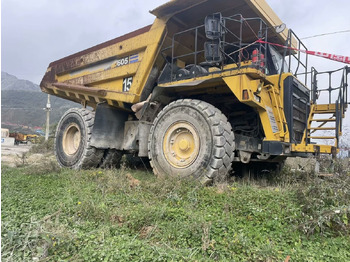 Zelfrijdende kiepwagen KOMATSU HD605