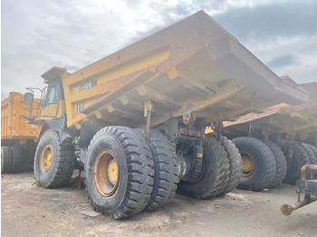 Zelfrijdende kiepwagen KOMATSU HD605