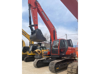 Rupsgraafmachine DOOSAN DX225LC