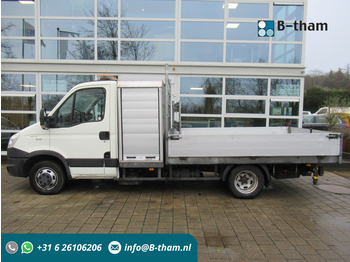 Bestelwagen open laadbak IVECO Daily