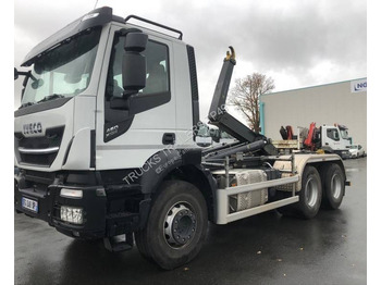 Haakarmsysteem vrachtwagen IVECO Stralis 460