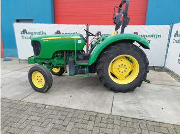 Tractor JOHN DEERE 5055E