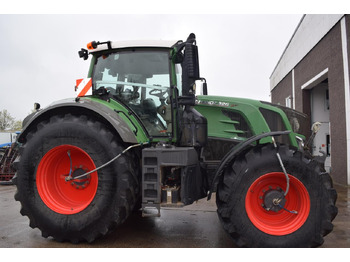 Tractor FENDT 826 Vario