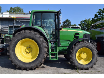 Tractor JOHN DEERE 7530