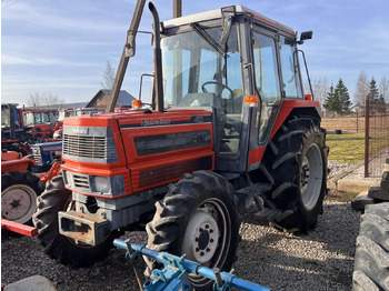 Tractor Kubota M1-65: afbeelding 2