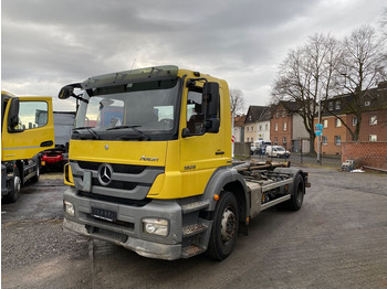 Haakarmsysteem vrachtwagen MERCEDES-BENZ Axor 1829