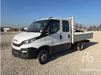 Vrachtwagen met open laadbak IVECO Daily