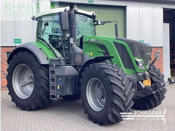 Tractor FENDT 828 Vario