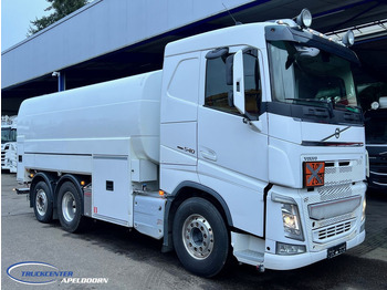 Tankwagen VOLVO FH 540