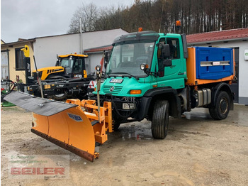 Sneeuwruimer UNIMOG U500