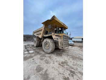 Zelfrijdende kiepwagen KOMATSU HD605