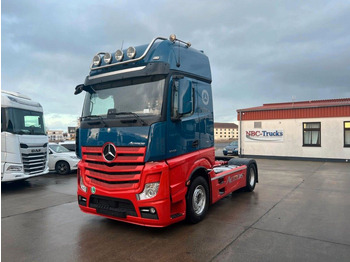 Autovrachtwagen vrachtwagen MERCEDES-BENZ Actros 1845