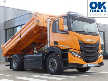 Kipper vrachtwagen IVECO S-WAY