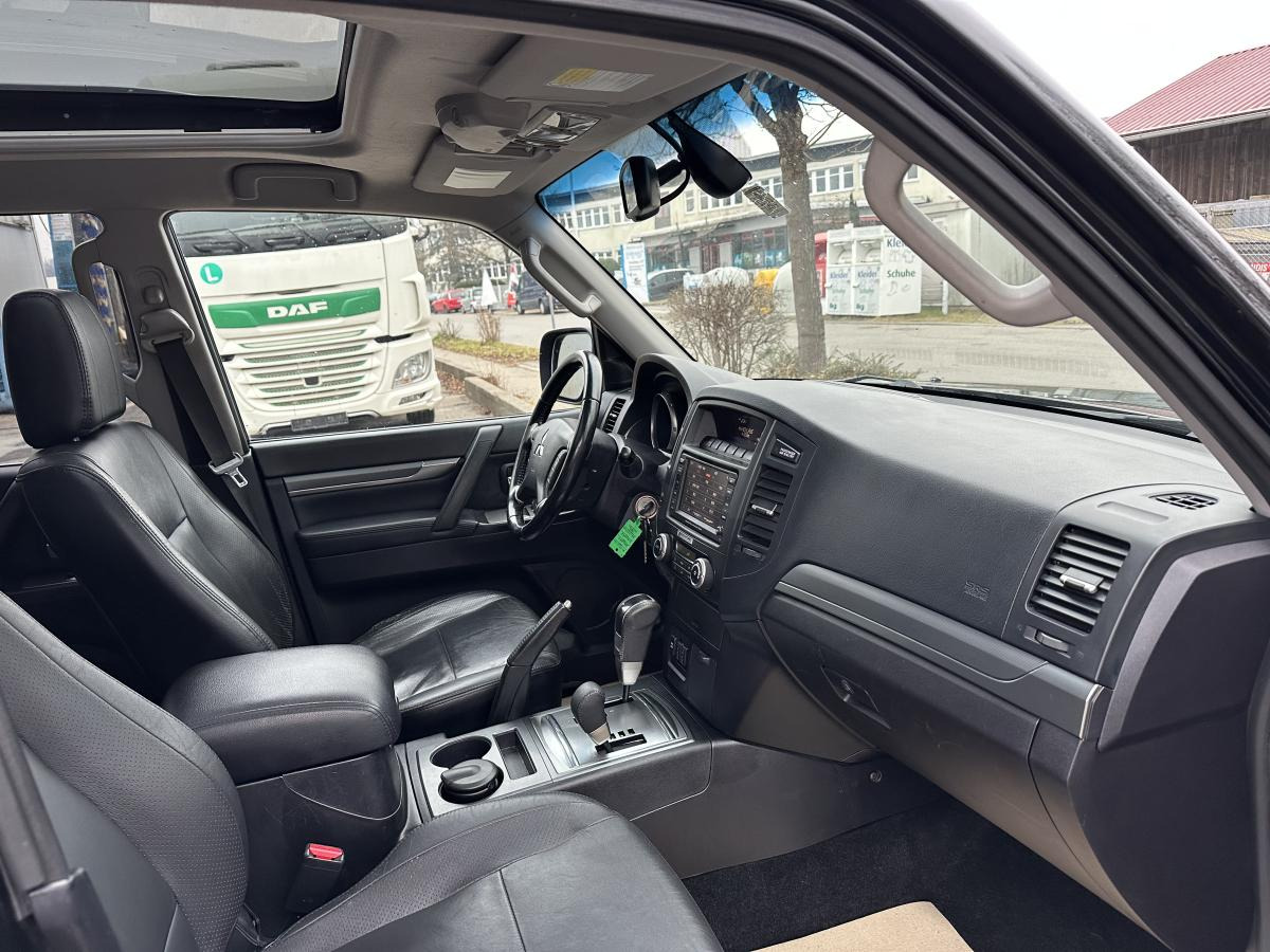 Personenwagen Mitsubishi PAJERO 3.2 TDI lang  Leder*Klima*Aut*Navi*AHK*1. Hand*Euro4* Voll: afbeelding 28