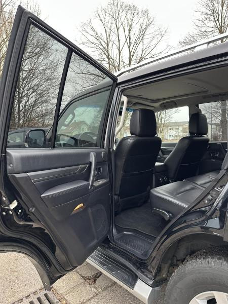 Personenwagen Mitsubishi PAJERO 3.2 TDI lang  Leder*Klima*Aut*Navi*AHK*1. Hand*Euro4* Voll: afbeelding 17