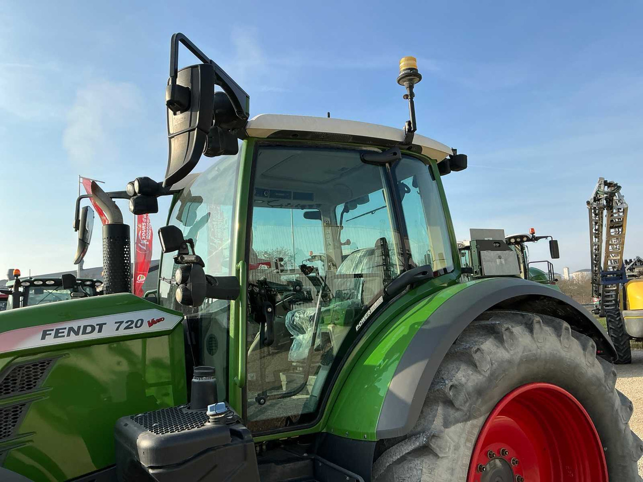 Tractor Fendt 720 VARIO: afbeelding 25