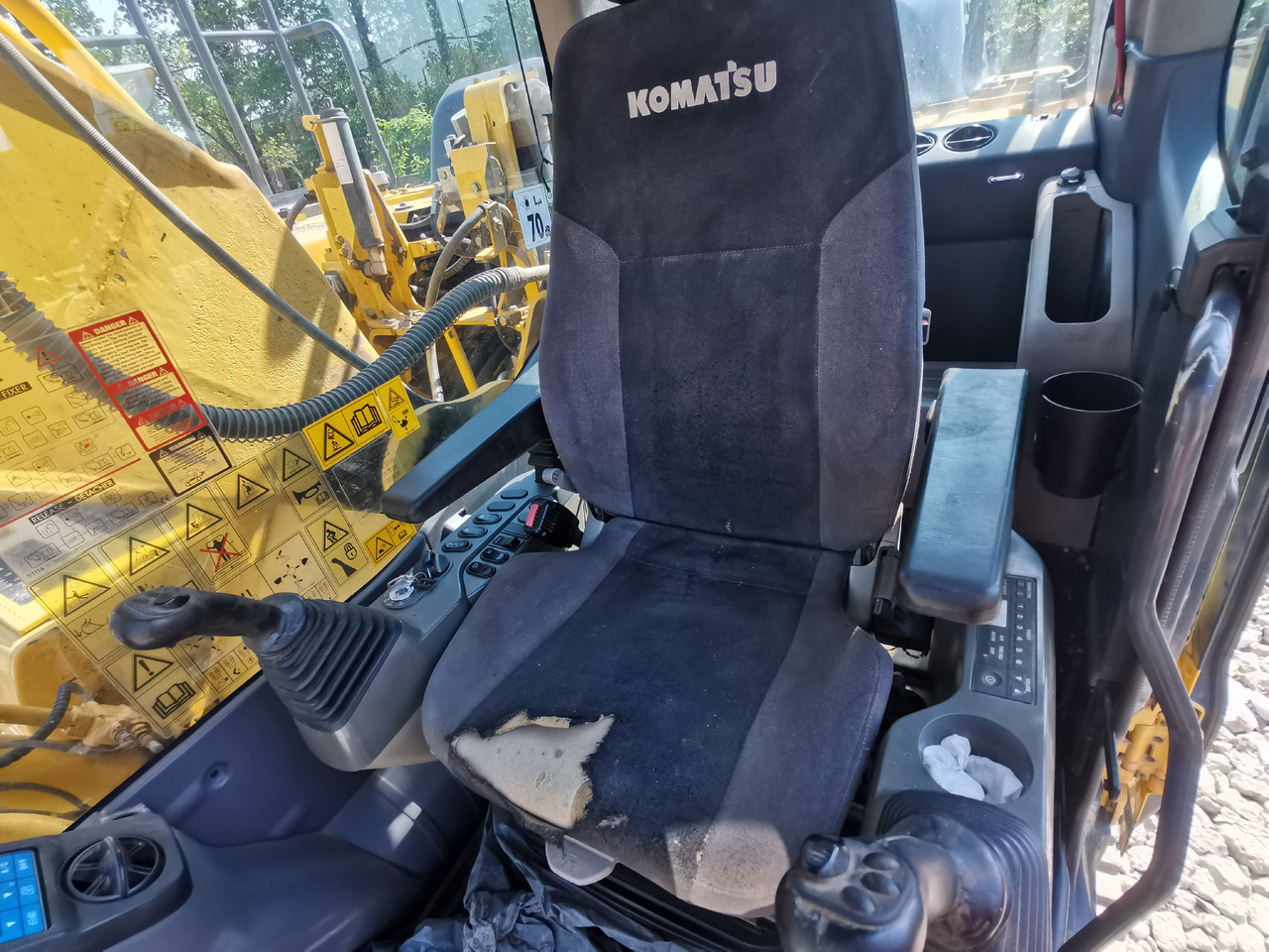 Graafmachine KOMATSU PC240: afbeelding 19